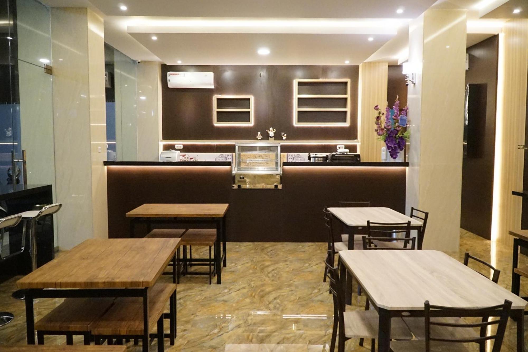 Kirei Hotel Bantaeng Exterior foto